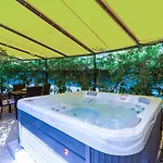 شقة Johnny Croatia With Hot Tub سبليت