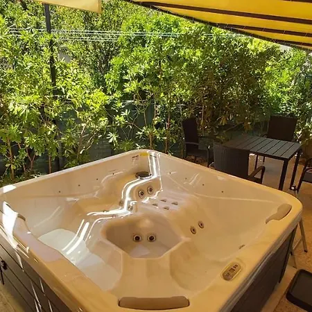 Johnny Croatia With Hot Tub Apartamento *