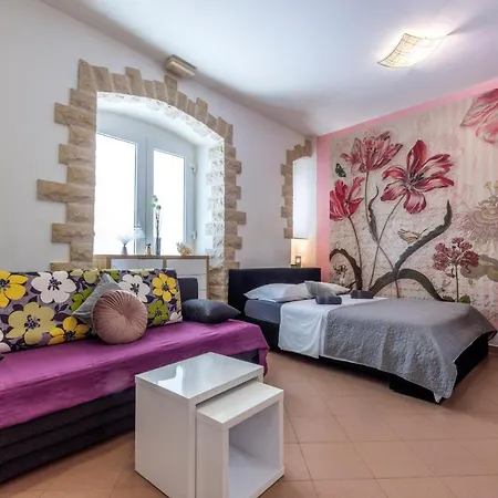 Apartman Johnny Croatia With Hot Tub Split