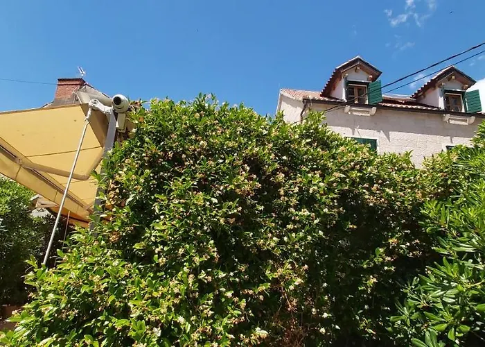 Johnny Croatia With Hot Tub Apartment *