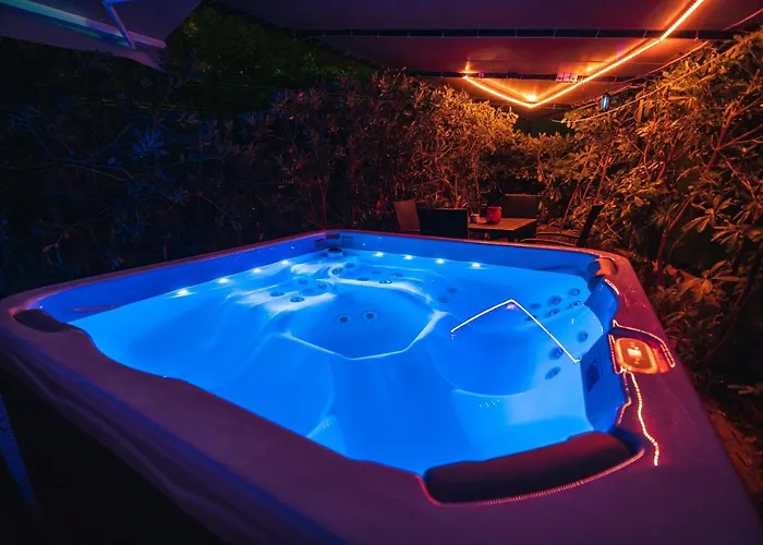Johnny Croatia With Hot Tub Apartment Split