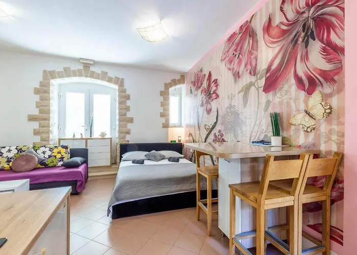 Johnny Croatia With Hot Tub Apartment