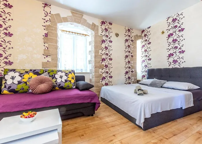 Johnny Croatia With Hot Tub Apartment *